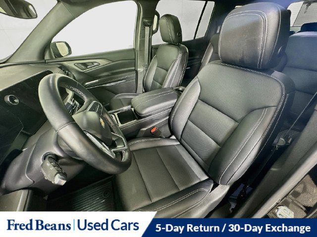 Used 2025 Chevrolet Traverse LT w/ Sun and Wheel Package AWD/4WD image 28