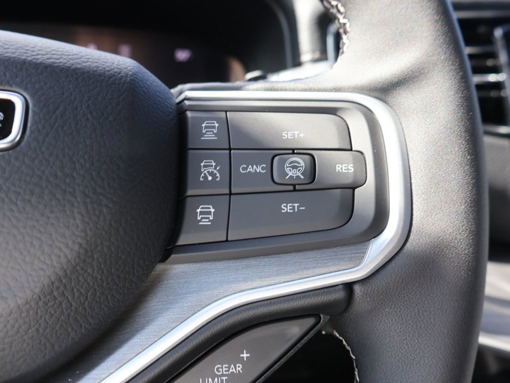 New 2026 Jeep Grand Wagoneer L Limited w/ Premium Group II image 30