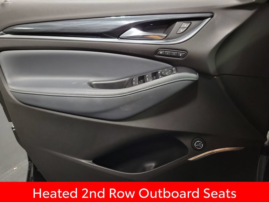 Used 2021 Buick Enclave Premium w/ Sun and Sites Package AWD/4WD image 23