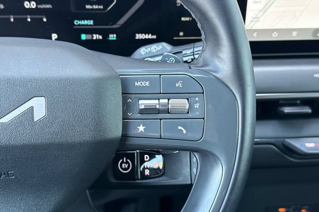 Certified 2024 Kia EV9 Light Long Range RWD image 33