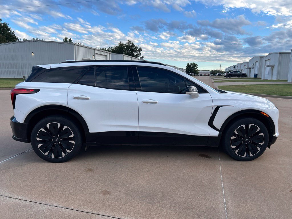 Used 2024 Chevrolet Blazer EV RS AWD/4WD image 9