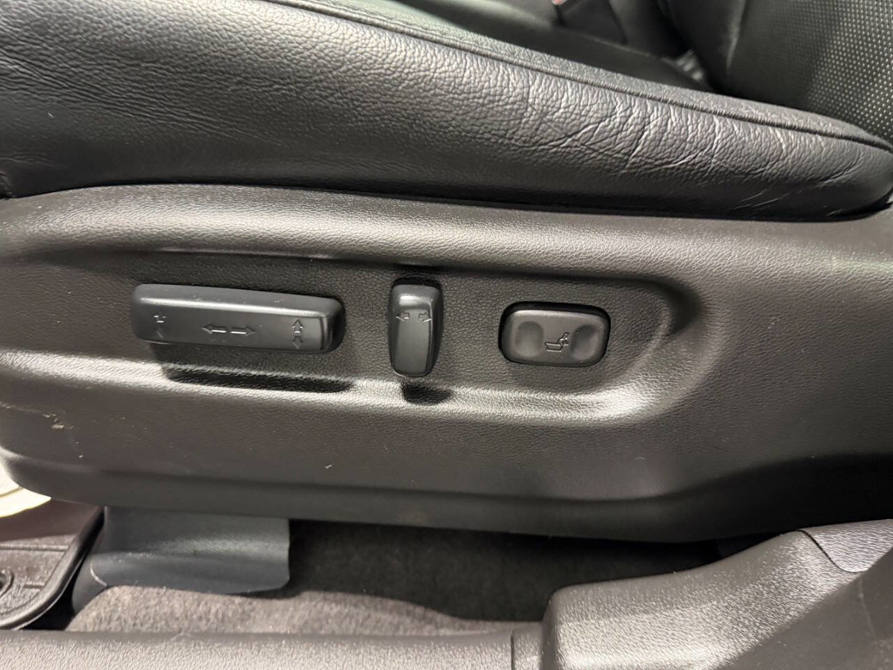 Used 2019 Honda Pilot Touring image 36