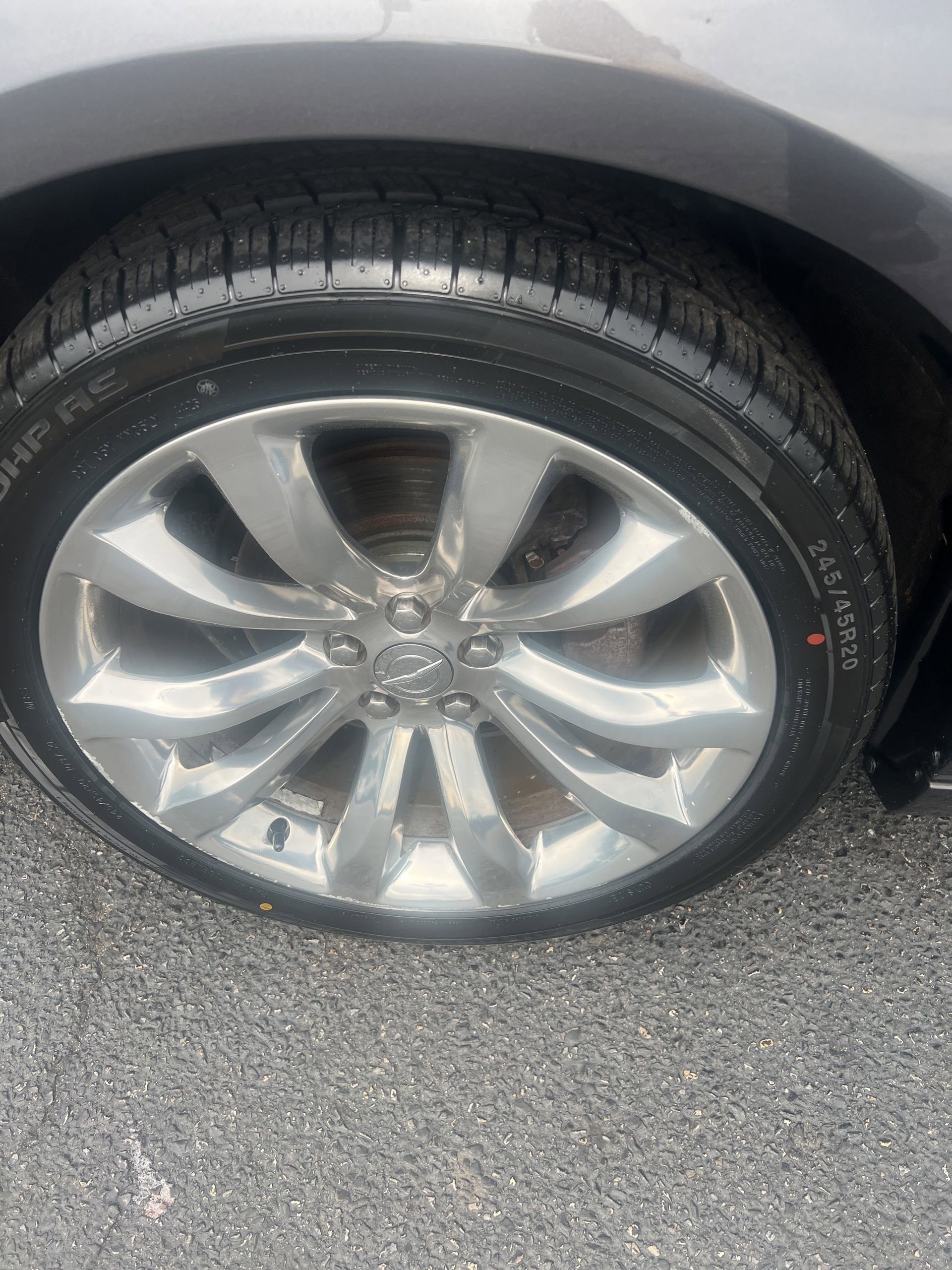 Used 2018 Chrysler 300 Touring L RWD image 10