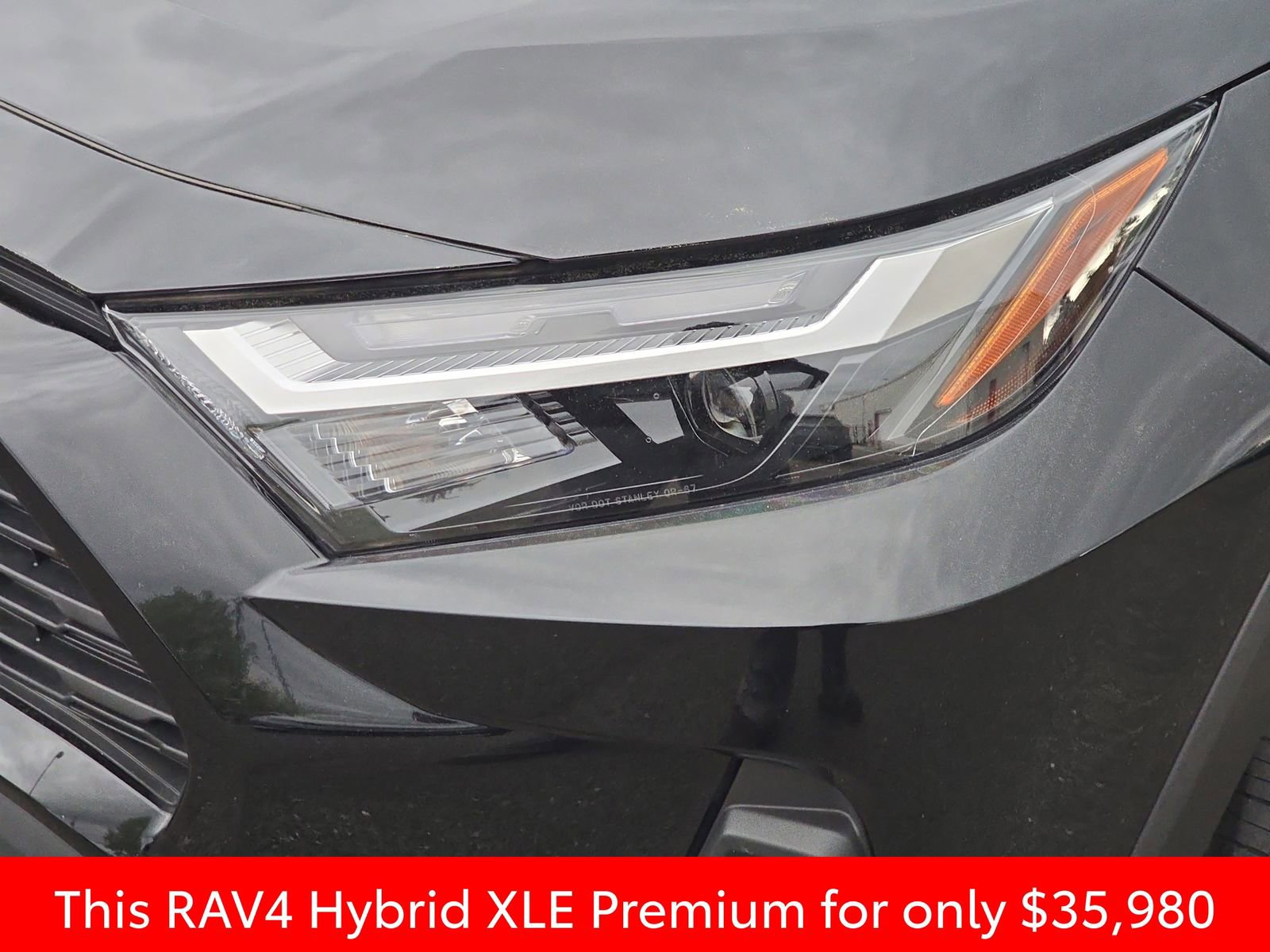 Used 2024 Toyota RAV4 XLE Premium w/ Weather Package image 37