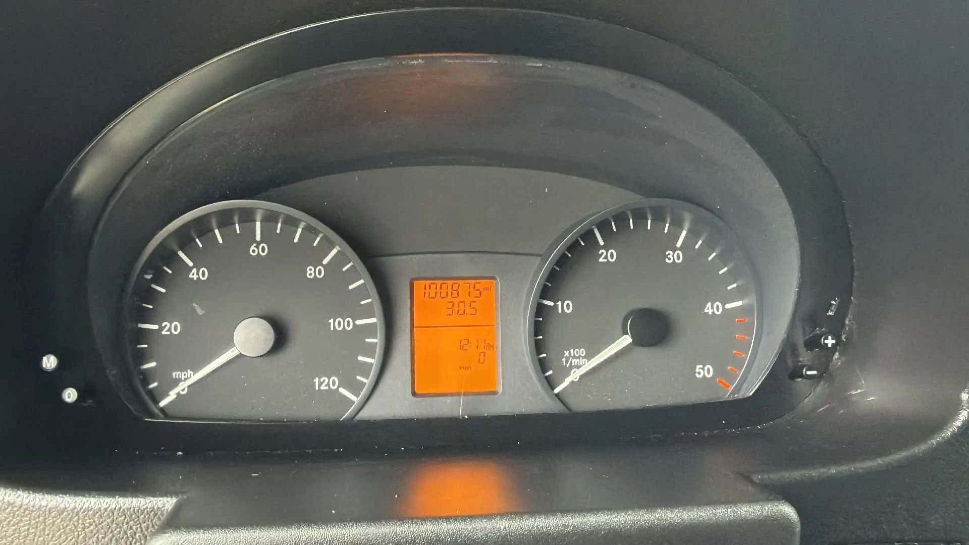 Used 2017 Mercedes-Benz Sprinter 2500 image 10