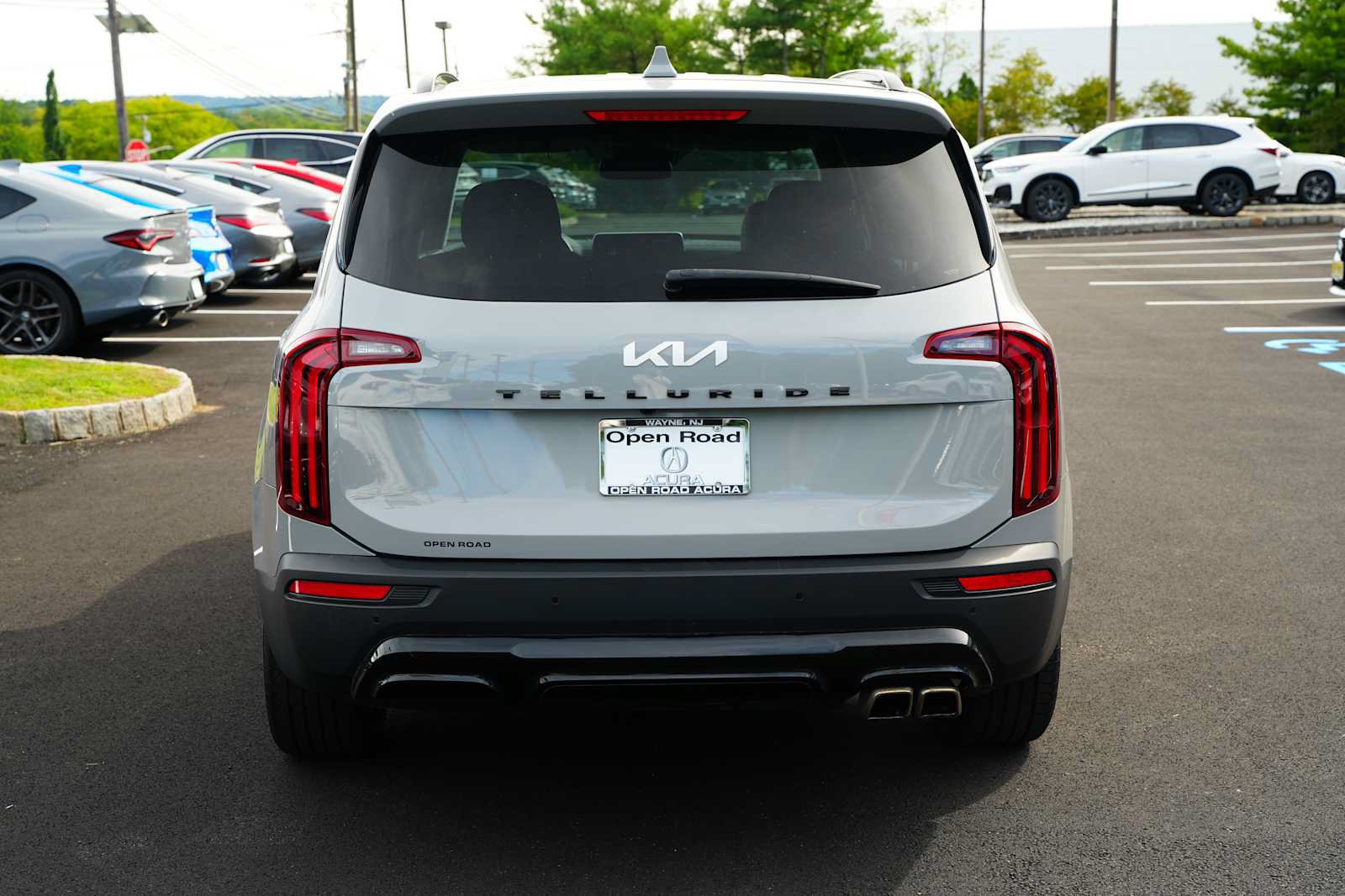 Used 2022 Kia Telluride SX w/ SX Prestige Package AWD/4WD image 6