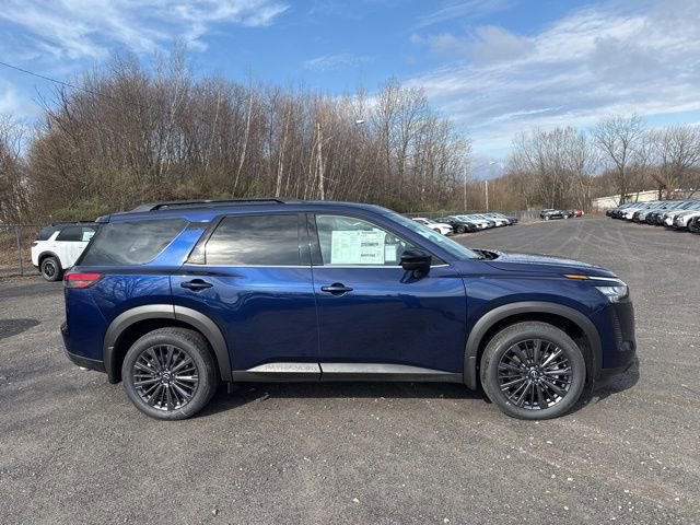 New 2026 Nissan Pathfinder SL w/ SL Premium Package AWD/4WD image 4