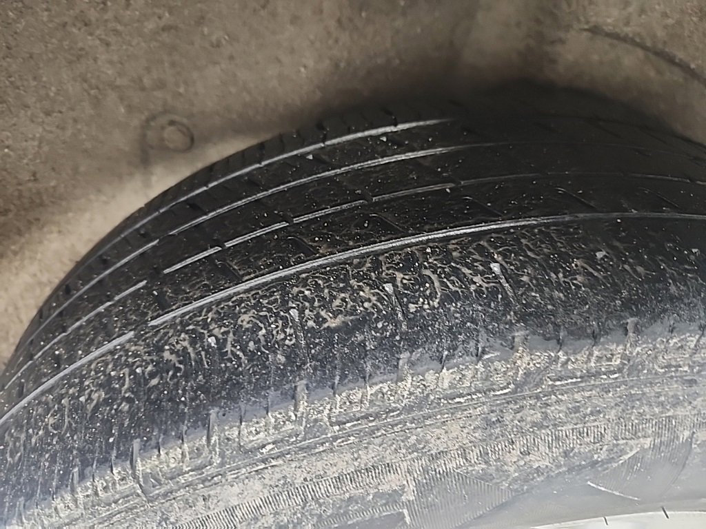 Used 2016 Nissan Rogue SV image 5