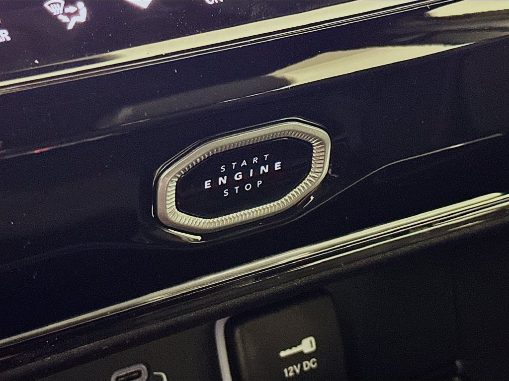New 2026 Jeep Grand Cherokee Altitude AWD/4WD image 20