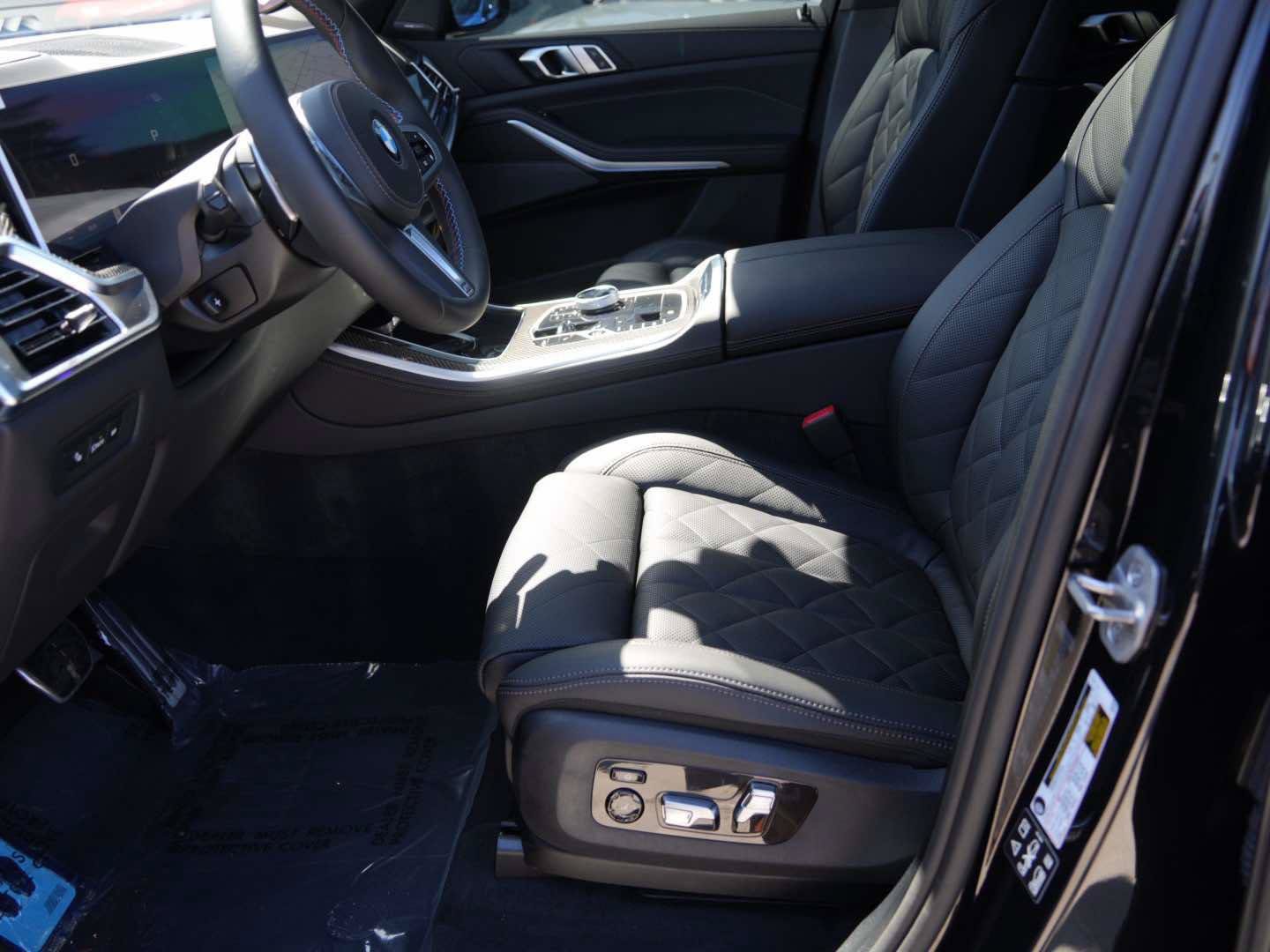Used 2026 BMW X5 M60i w/ Executive Package AWD/4WD image 14