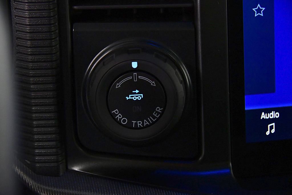 Used 2025 Ford F150 Platinum w/ Equipment Group 702A High image 26