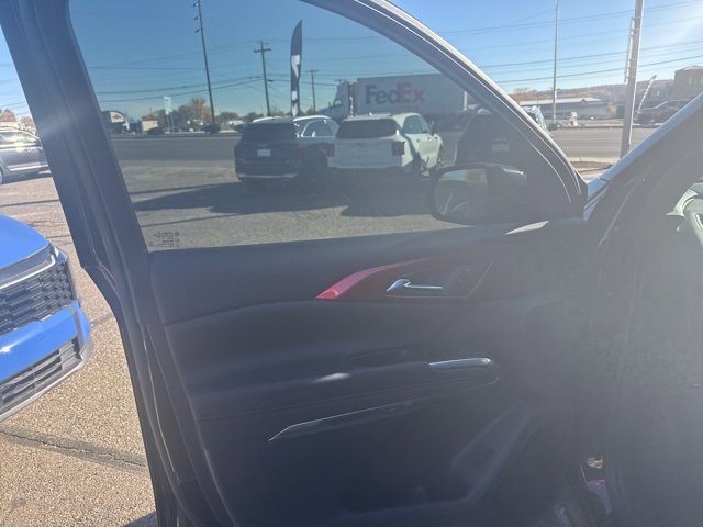 Used 2024 Chevrolet Traverse Z71 image 23