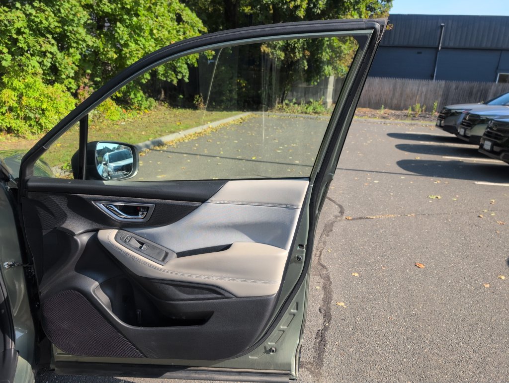 Used 2020 Subaru Forester Premium AWD/4WD image 36