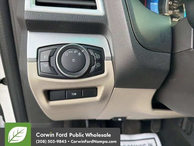 Used 2013 Ford Explorer XLT image 14