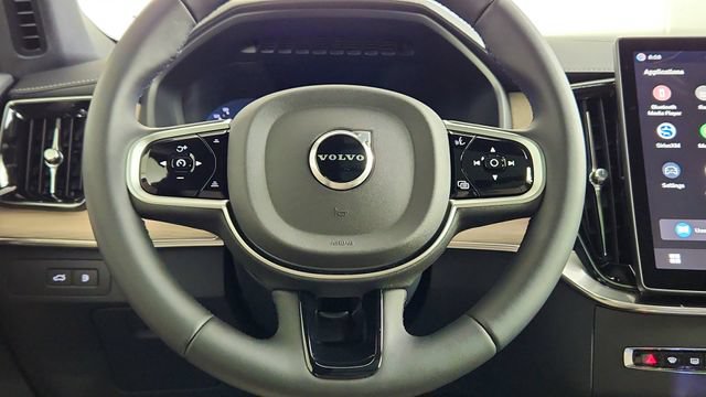 New 2026 Volvo XC90 T8 Plus w/ Protection Package Premier AWD/4WD image 24