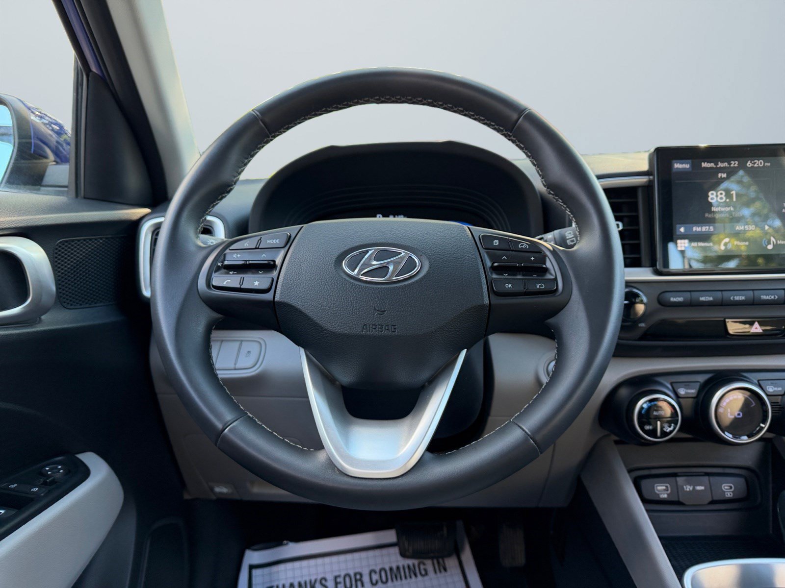 Certified 2025 Hyundai Venue SEL FWD image 14