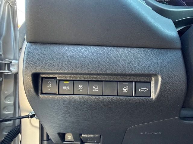 Certified 2023 Toyota Venza Limited AWD/4WD image 27