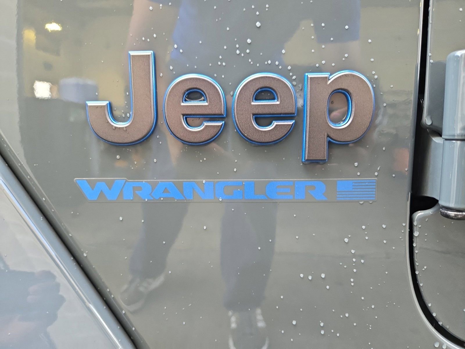 Used 2025 Jeep Wrangler Unlimited Sahara AWD/4WD image 11