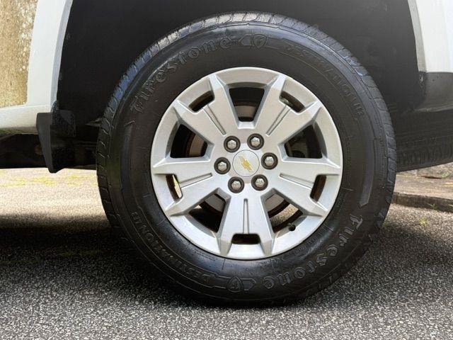 Used 2018 Chevrolet Colorado LT w/ Safety Package RWD image 12