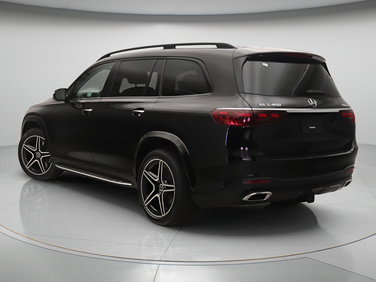 New 2026 Mercedes-Benz GLS 450 4MATIC image 2