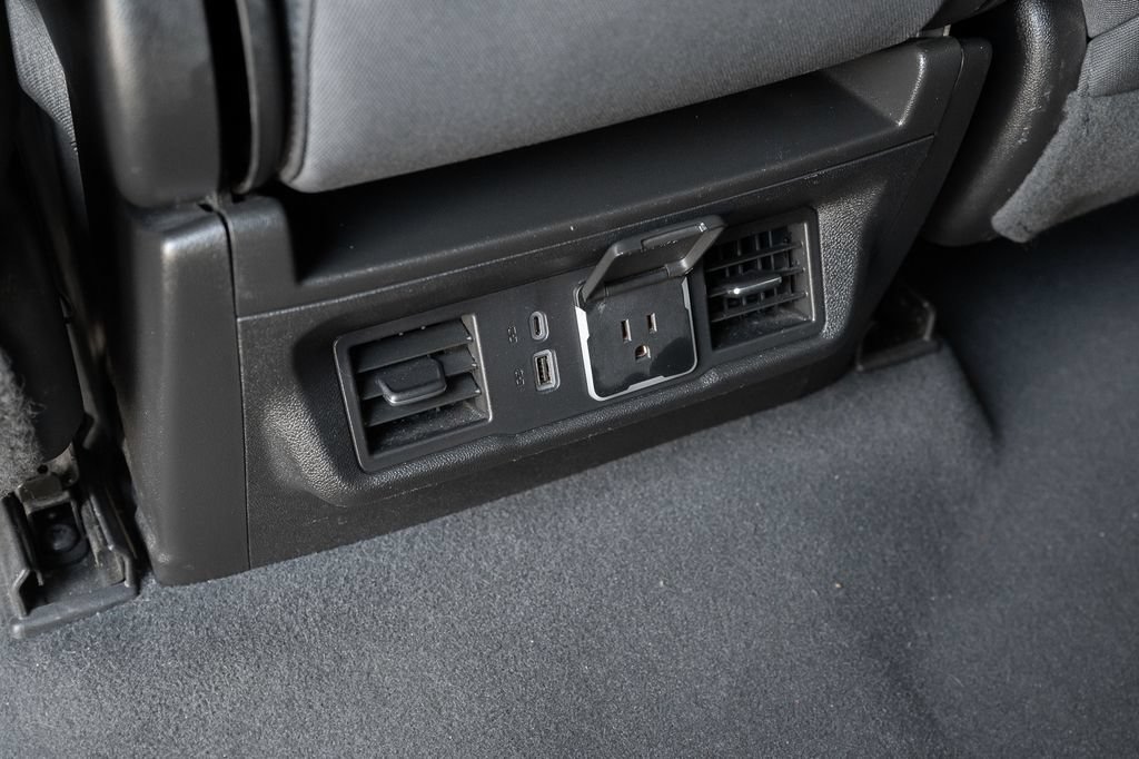 Used 2023 Chevrolet Silverado 1500 LT RWD image 34