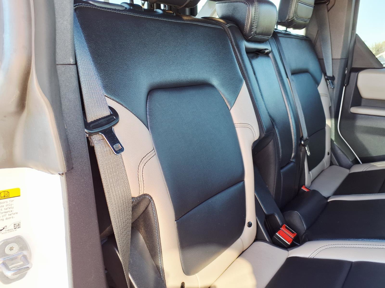 Used 2023 Ford Bronco Wildtrak image 15