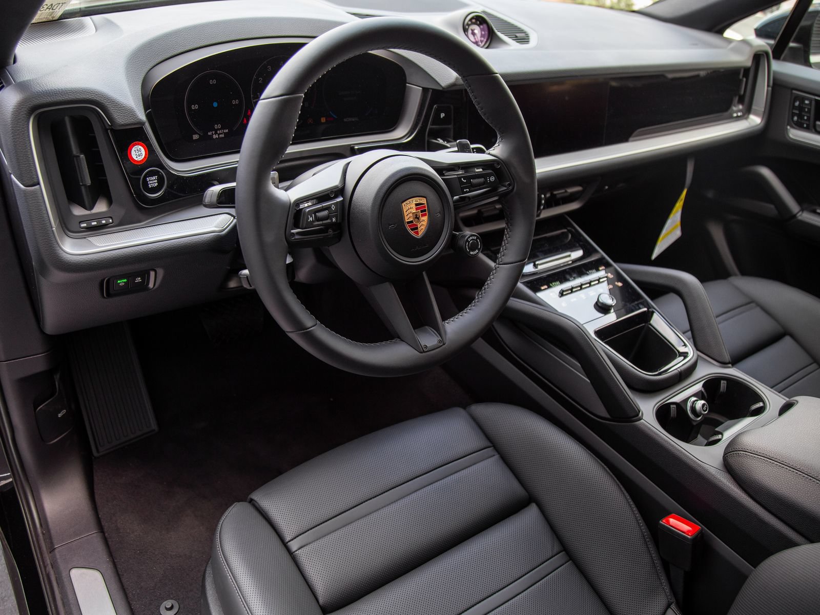 Certified 2024 Porsche Cayenne S AWD/4WD image 4