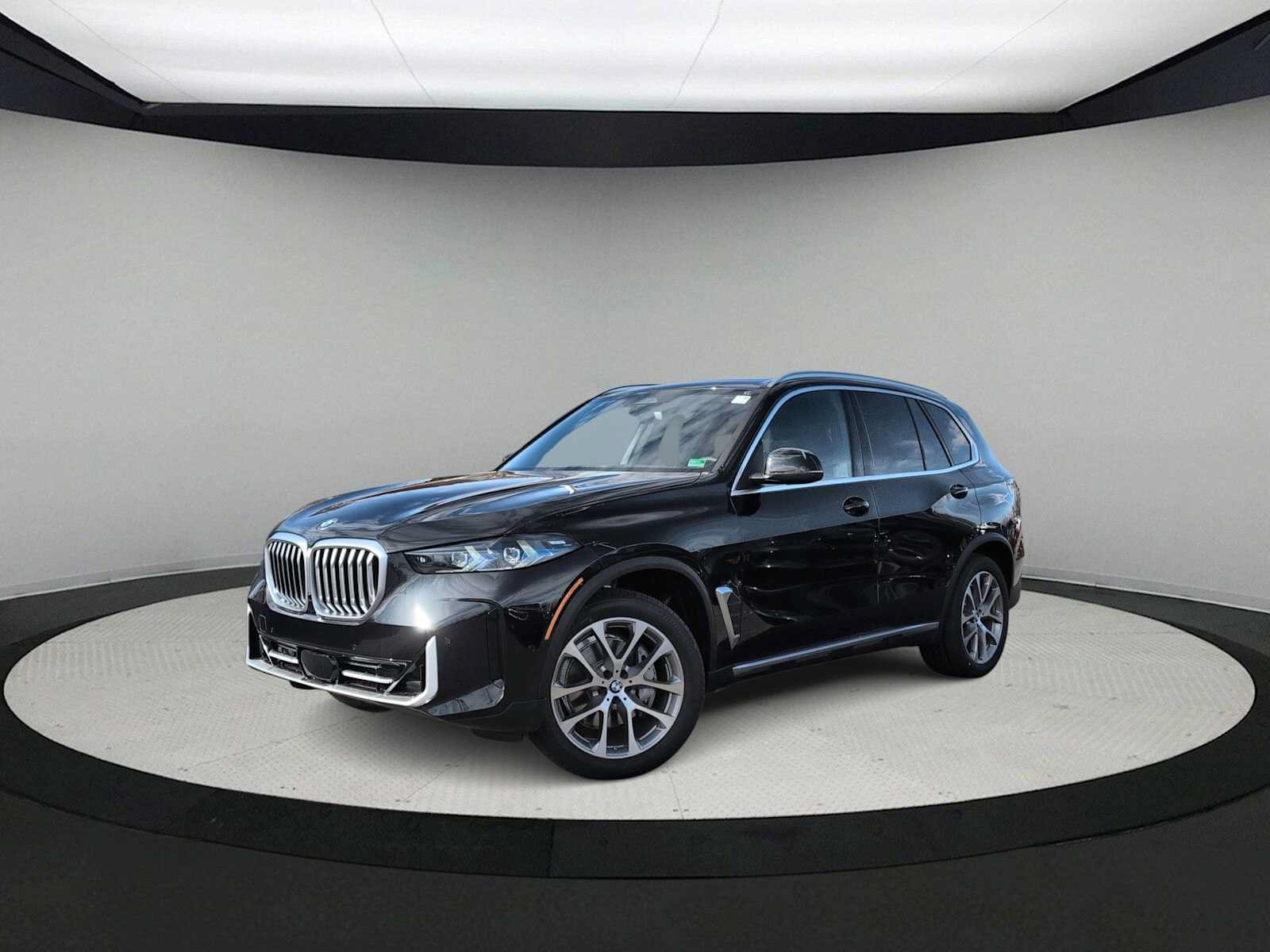 New 2026 BMW X5 xDrive40i w/ Premium Package