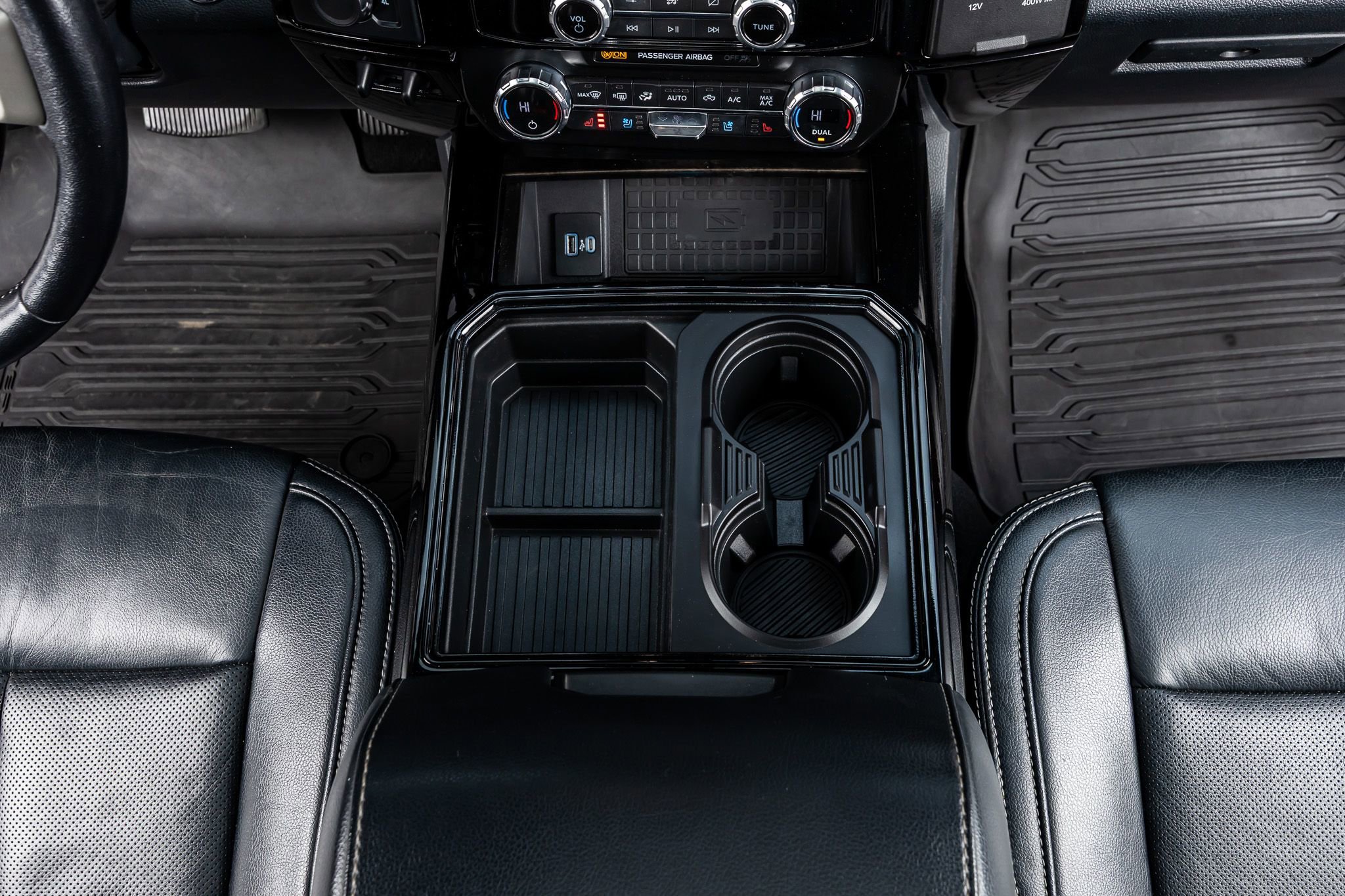 Used 2022 Ford F250 Lariat w/ Black Appearance Package image 27