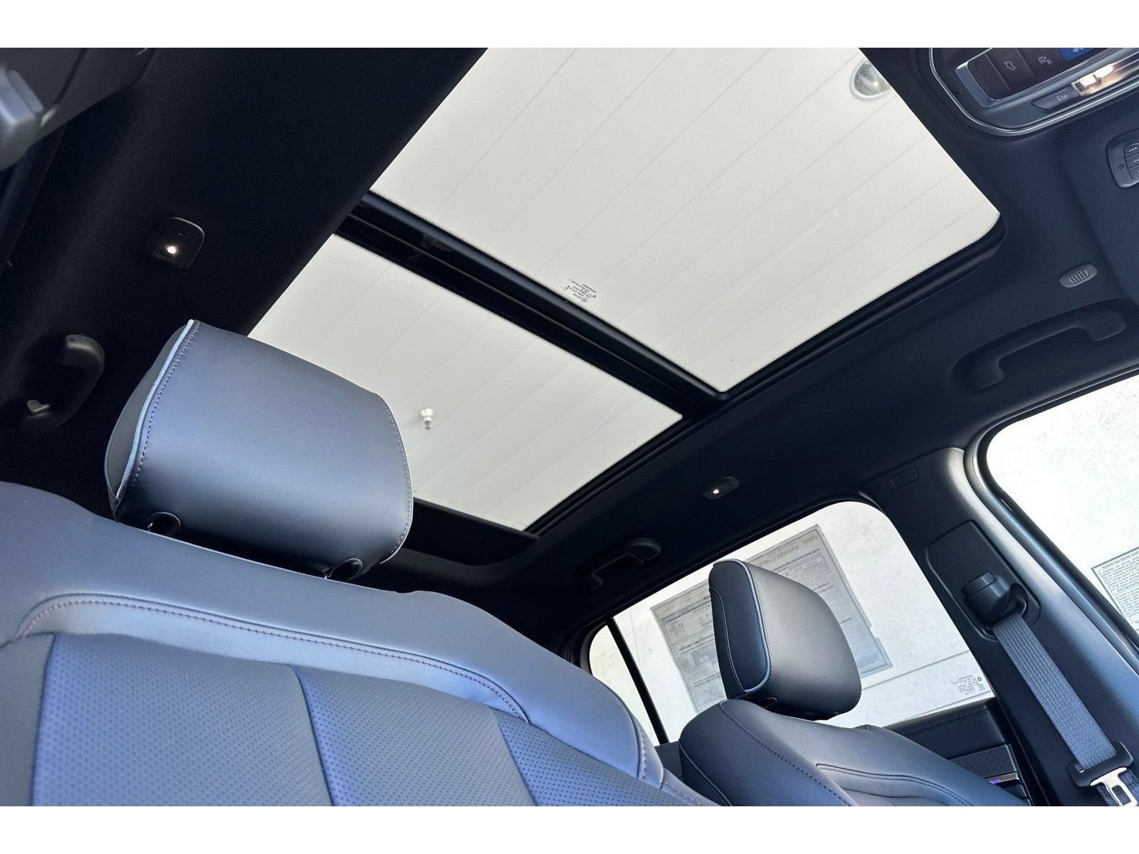 New 2025 Jeep Wagoneer S Limited AWD/4WD image 18
