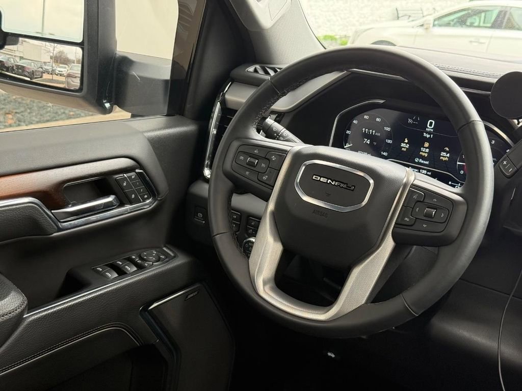 Used 2024 GMC Sierra 2500 Denali w/ Denali Reserve Package image 13