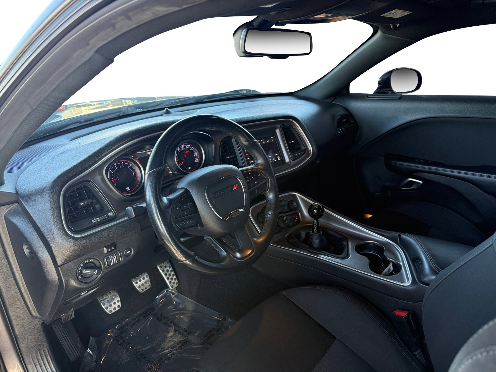 Used 2019 Dodge Challenger R/T RWD image 9