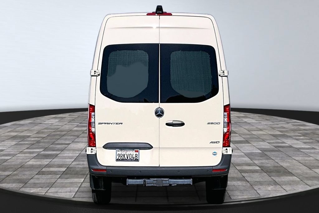 Used 2025 Mercedes-Benz Sprinter 2500 image 19