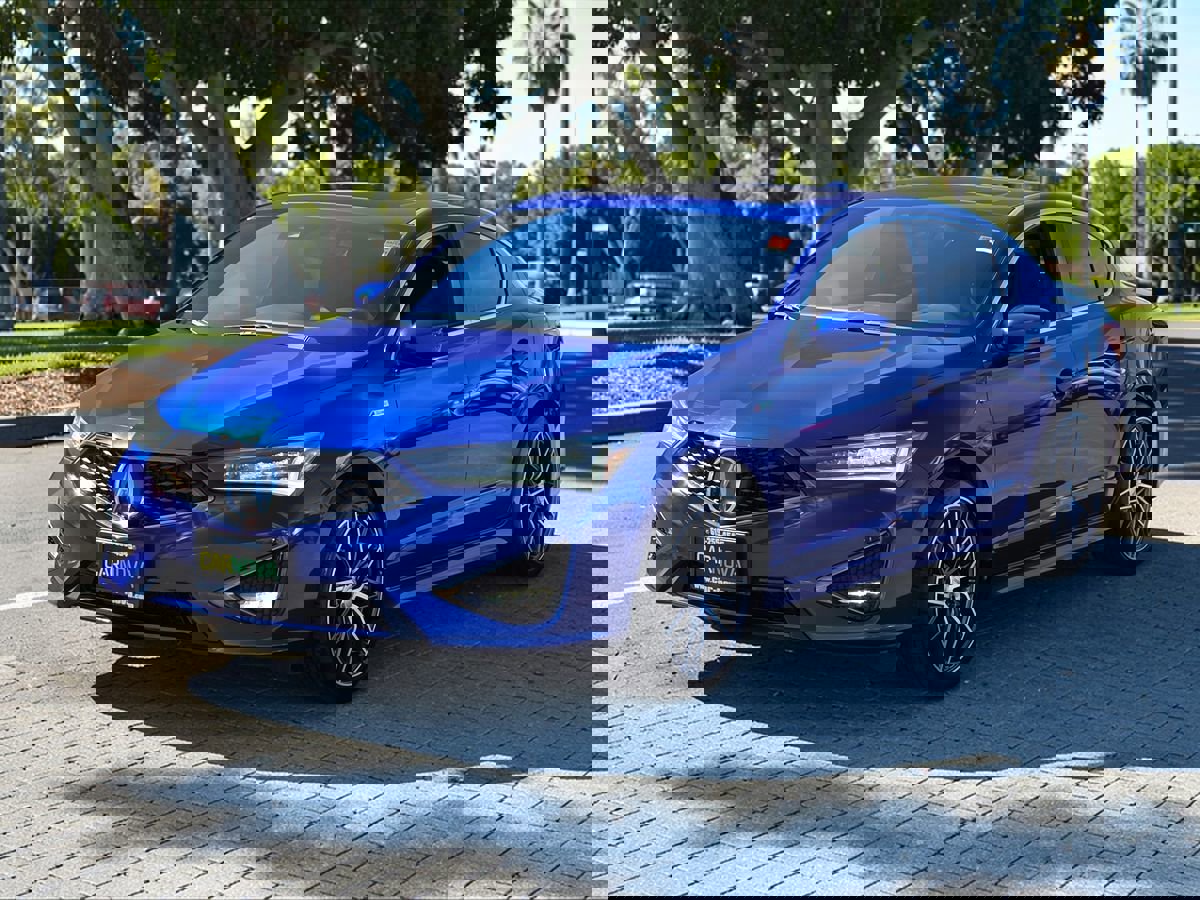 Used 2019 Acura ILX w/ Premium & A-SPEC Package image 4