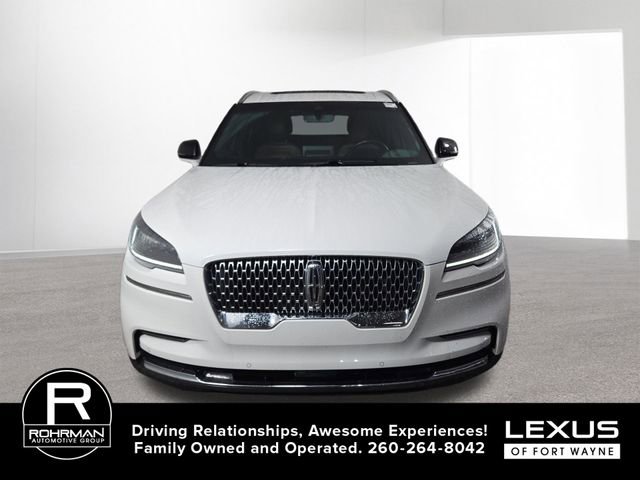 Used 2023 Lincoln Aviator Reserve w/ Elements Package Plus image 3