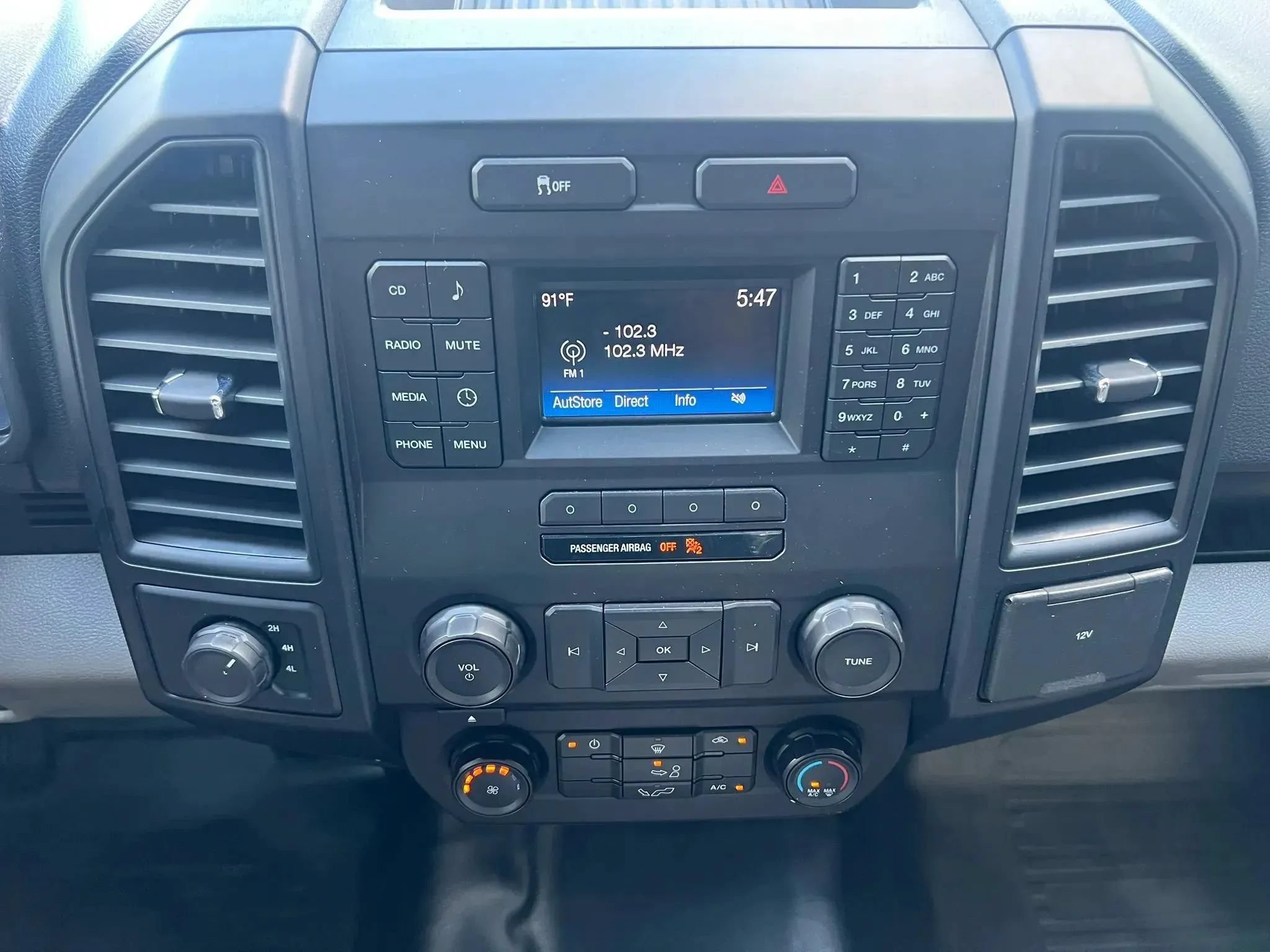 Used 2016 Ford F150 XL w/ Equipment Group 101A Mid AWD/4WD image 18