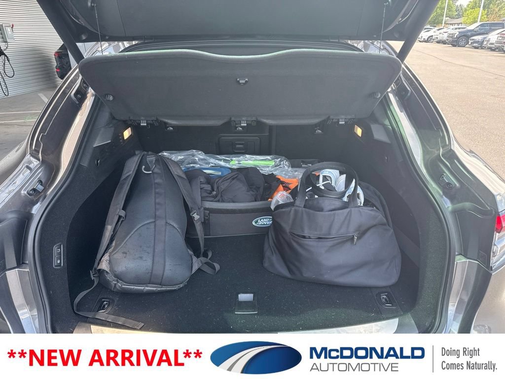 Used 2021 Maserati Levante S GranSport AWD/4WD image 15
