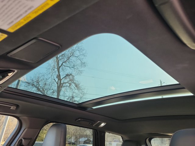 Used 2022 Land Rover Range Rover Sport SVR image 14