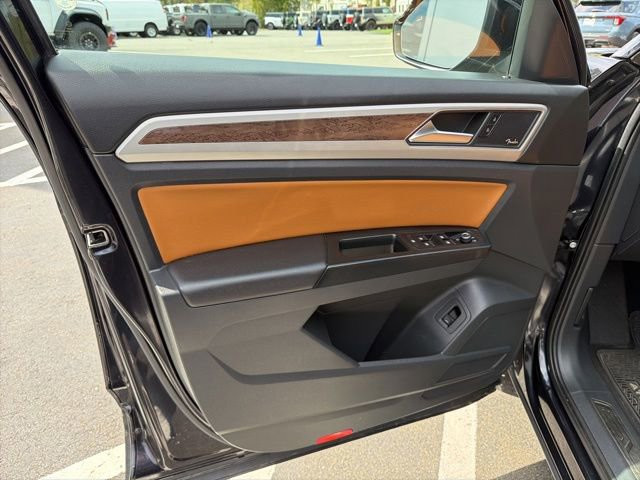 Used 2019 Volkswagen Atlas SEL Premium AWD/4WD image 13