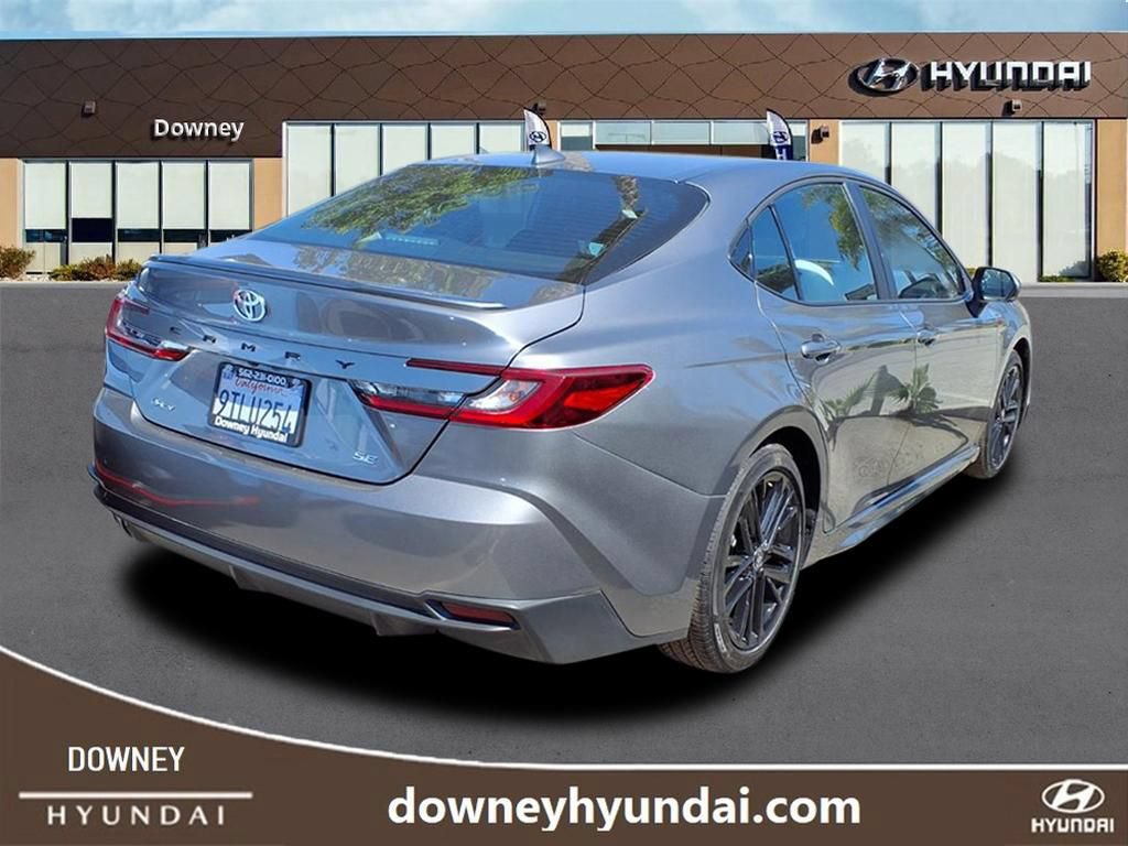 Used 2025 Toyota Camry SE FWD image 2