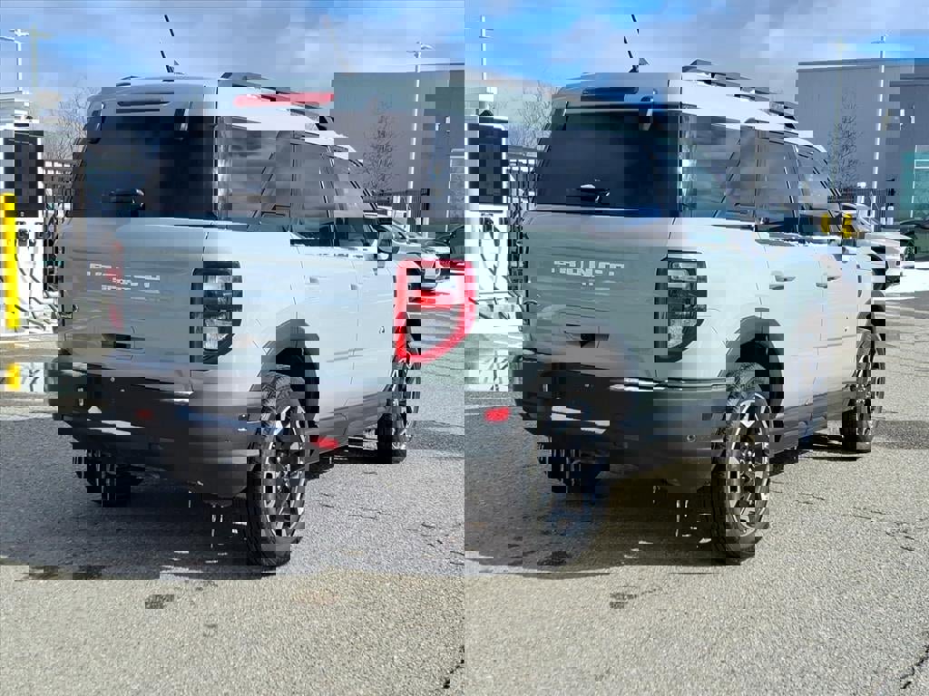 Certified 2023 Ford Bronco Sport Outer Banks w/ Tech Package image 7