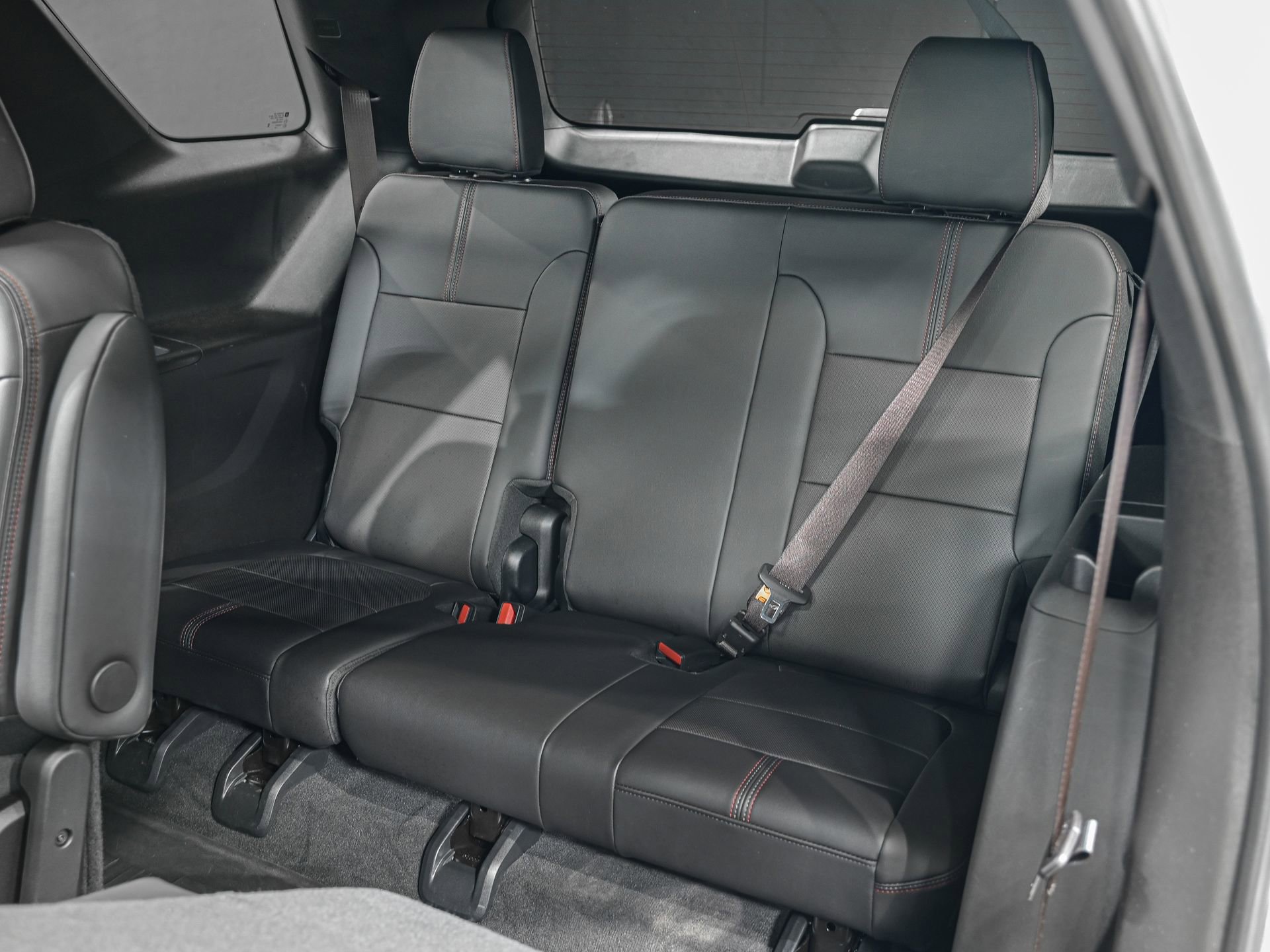 Used 2023 Chevrolet Traverse RS w/ LPO, Floor Liner Package AWD/4WD image 29