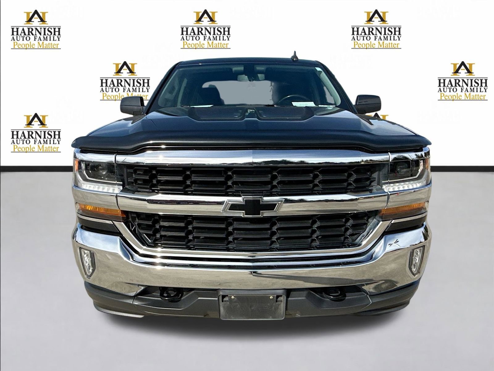 Used 2018 Chevrolet Silverado 1500 LT w/ LT Eassist Package image 10