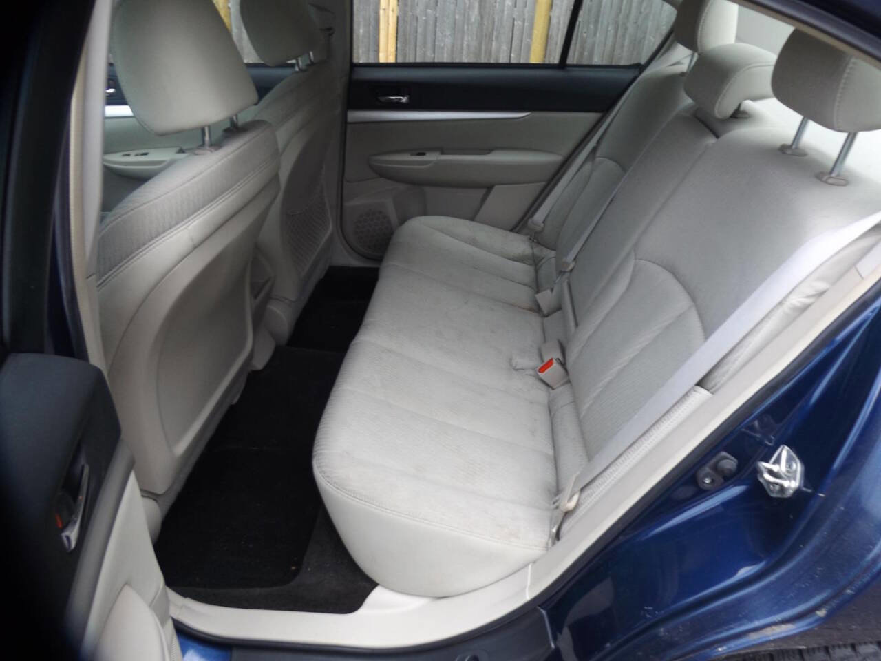 Used 2011 Subaru Legacy 2.5i Premium AWD/4WD image 18