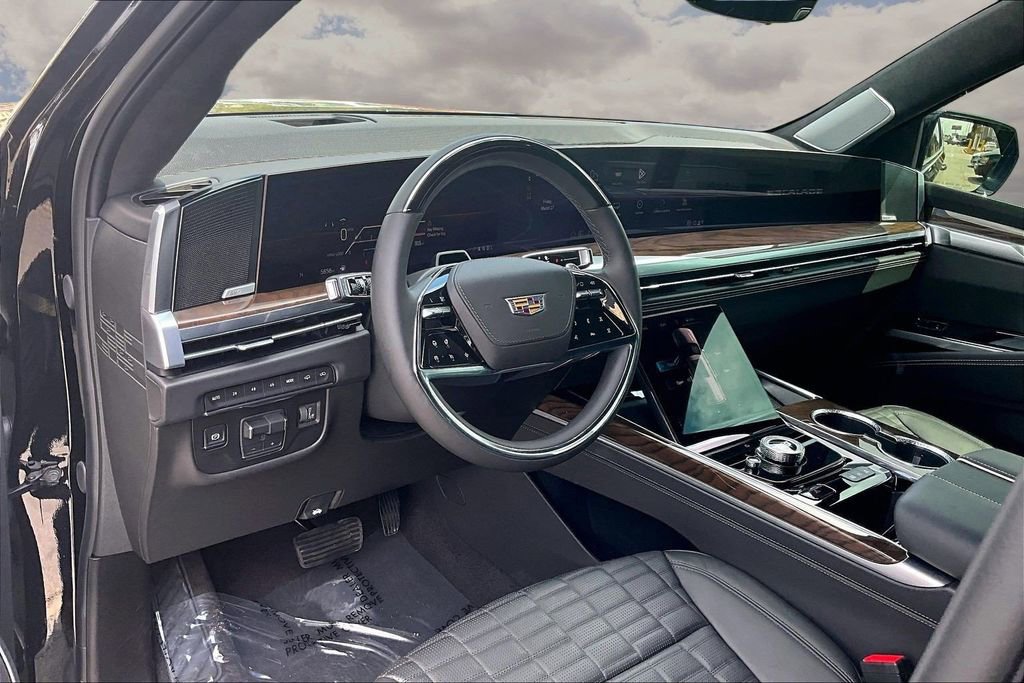 Certified 2026 Cadillac Escalade Platinum Sport w/ LPO, ONYX Package image 17