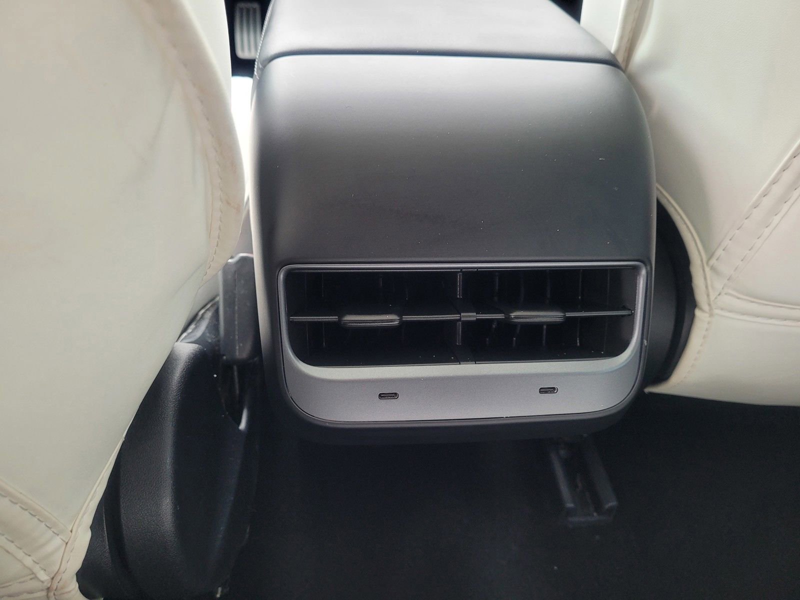 Used 2023 Tesla Model 3 Performance image 15