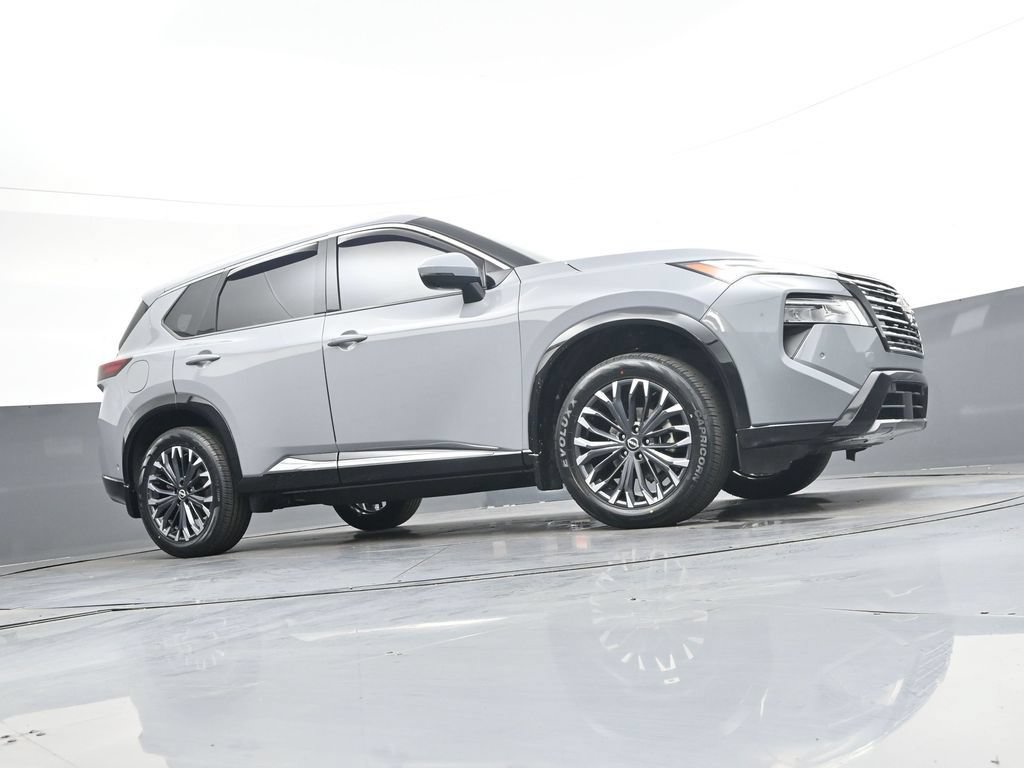 Certified 2024 Nissan Rogue Platinum w/ Platinum Premium Package AWD/4WD image 41