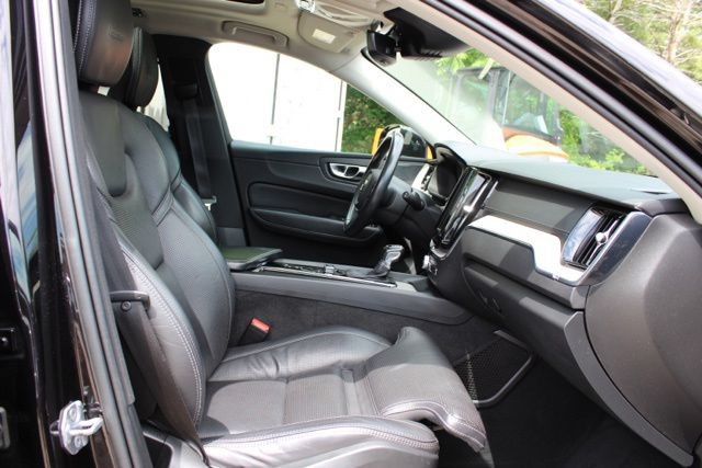 Used 2019 Volvo XC60 T6 Inscription AWD/4WD image 16