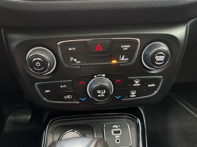 Used 2021 Jeep Compass Limited image 18