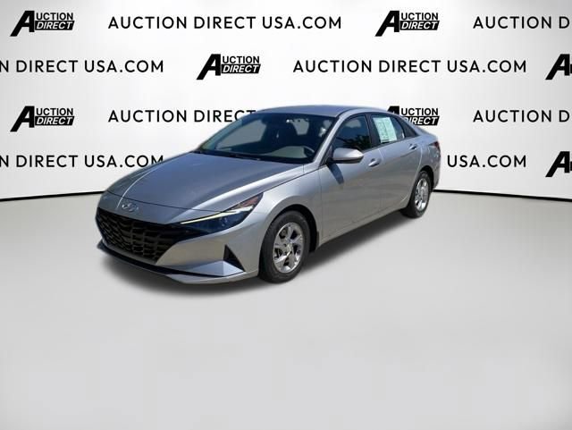Used 2022 Hyundai Elantra SE w/ Cargo Package